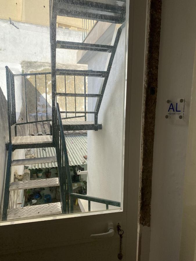 Apartamento Moderno Em Bairro Típico Lisboeta