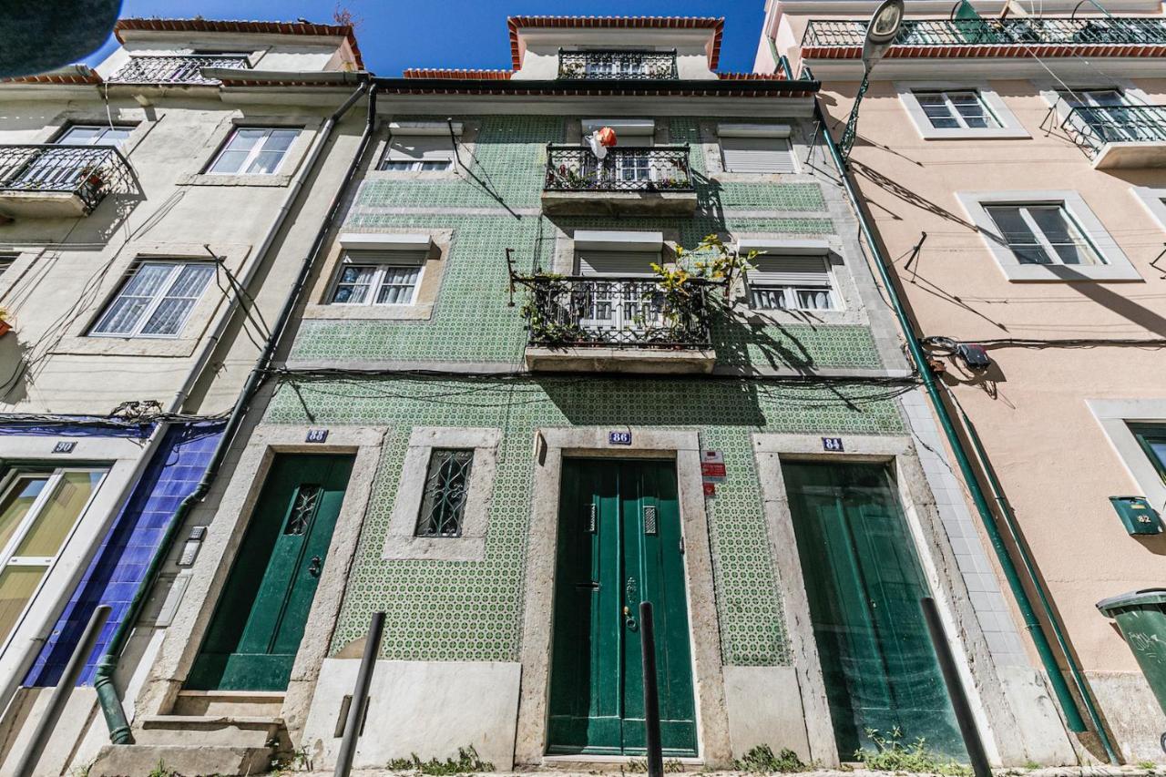 Moderno Em Bairro Tipico Lisboeta Appartement